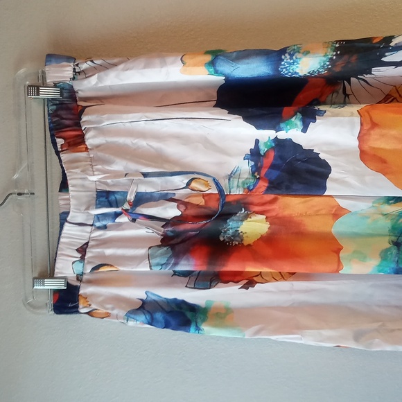 Floral Lounging Pajamas - Picture 3 of 10